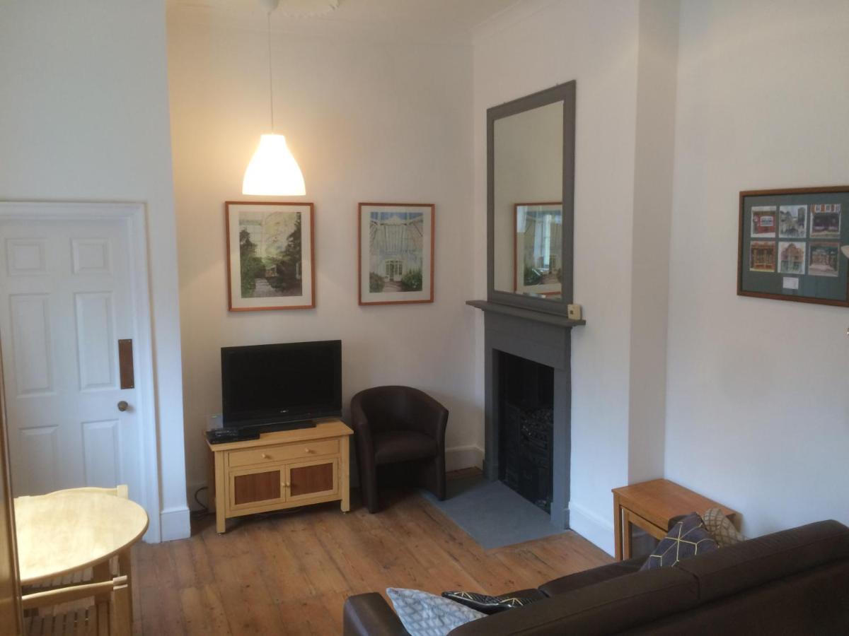 Centre - The Old Committee Room-free Parking York